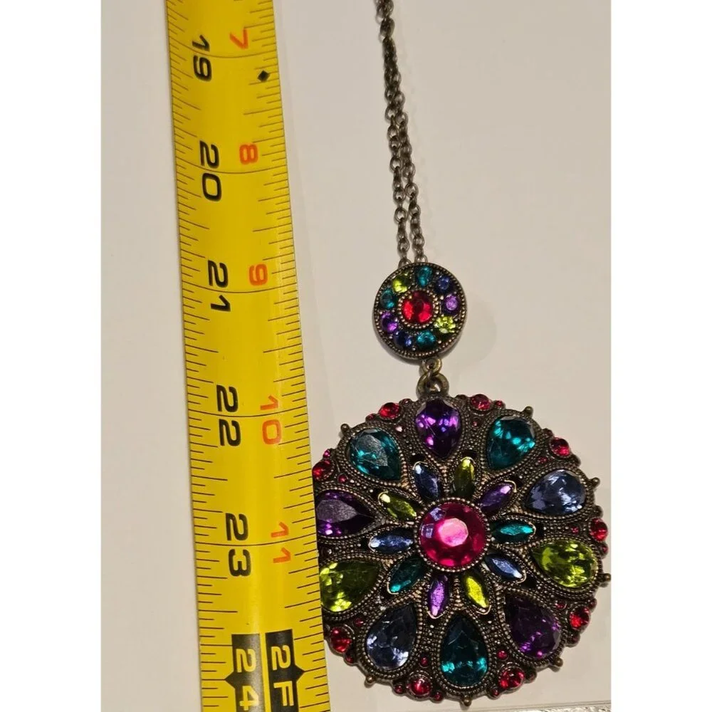 Vintage‎ Necklace Pendant Large Gothic Multicolor & Amber Beaded Hoop Earrings
